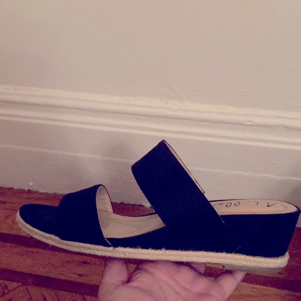 Abella black espadrille wedge sandals size 8